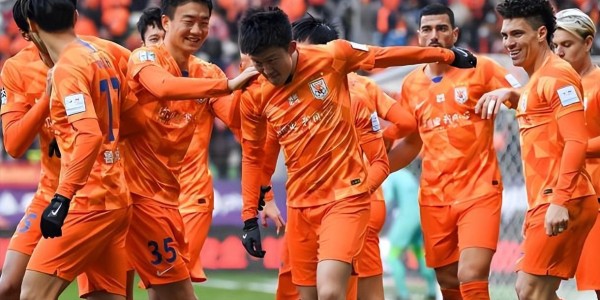 九游体育官网-鲁能久违强援确定归队参加冬训时间，都有实力踢首发，值得期待