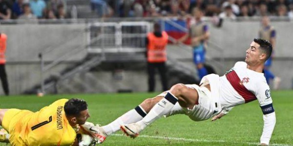 九游体育官网-【欧预赛】B席助攻B费&amp;amp;C罗失机，葡萄牙1比0斯洛伐克