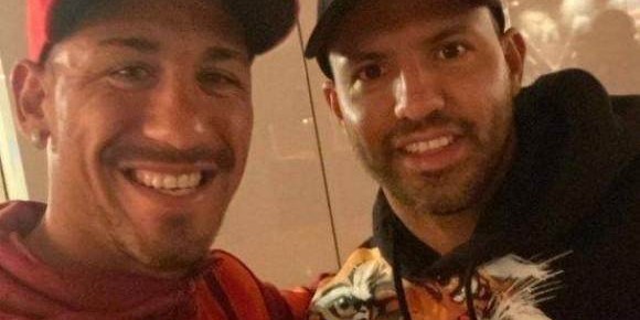 九游体育下载-极短时间生产2万件苏牙球衣 这事只中国人能办到！